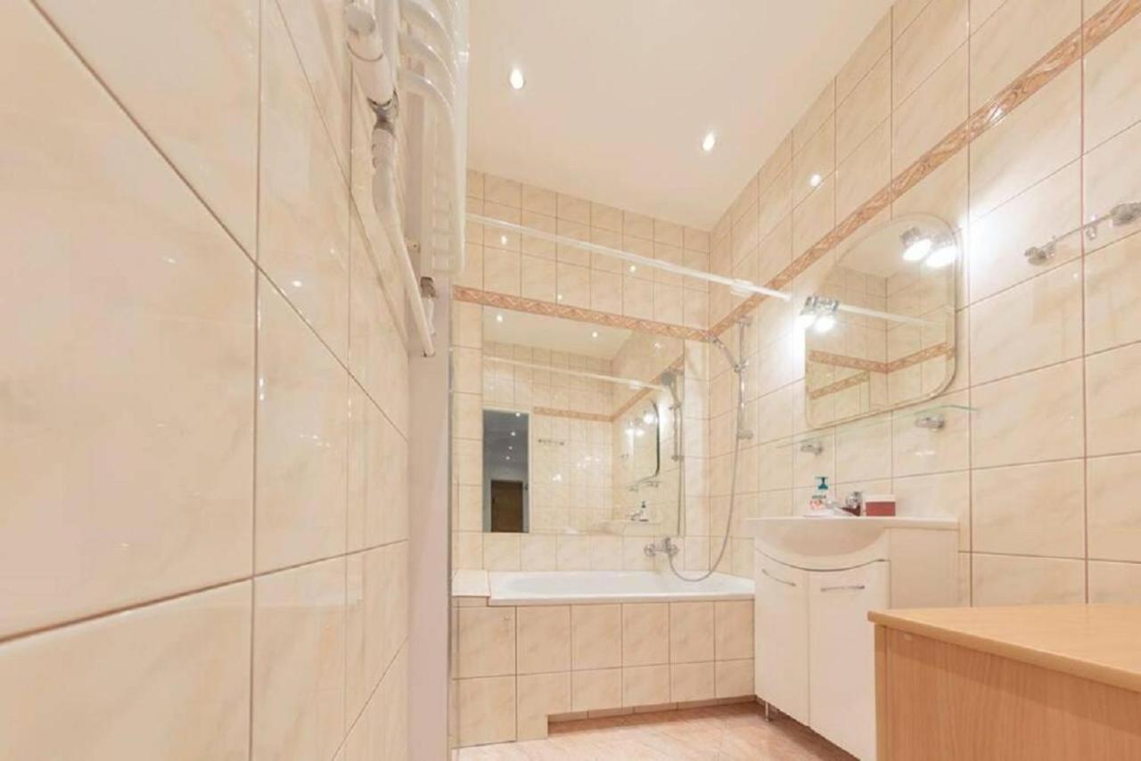 Super Luxury And Cozy- Golden Apartments- City Center 华沙 外观 照片
